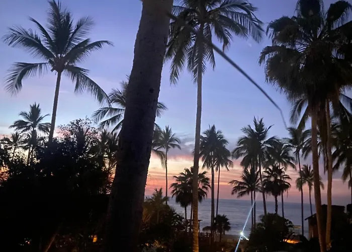 Casa Mara Beachfront Villa - Pool & Sunset Views