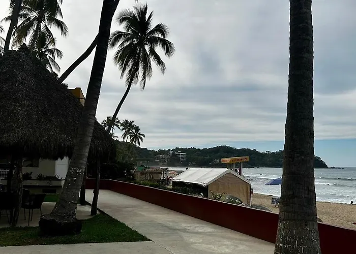 Casa Mara Beachfront Villa - Pool & Sunset Views